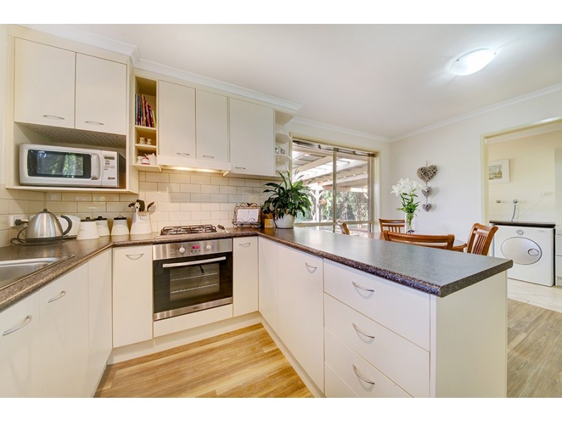 48 Feathertop Way, Thurgoona NSW 2640