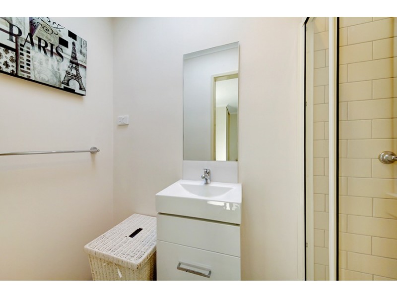 48 Feathertop Way, Thurgoona NSW 2640