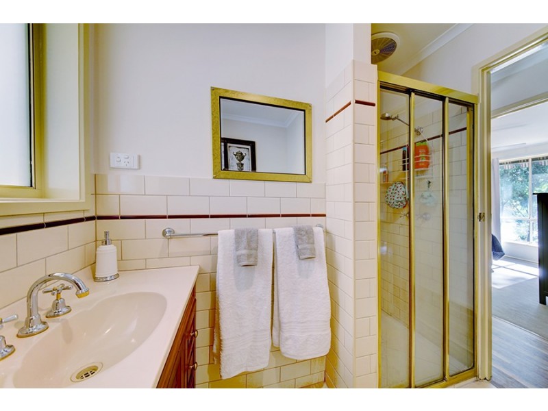 48 Feathertop Way, Thurgoona NSW 2640