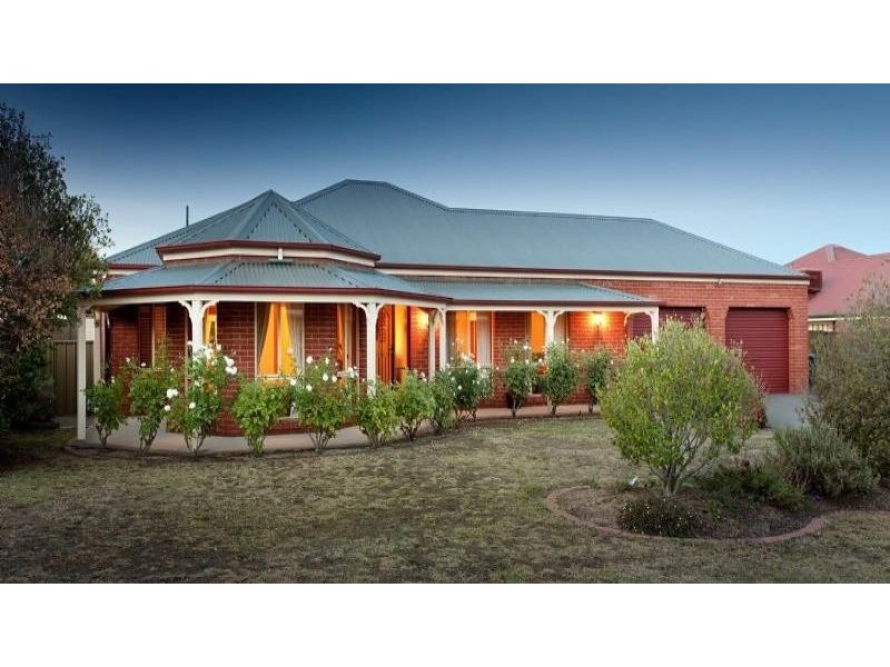 20 Palm Drive, East Albury NSW 2640