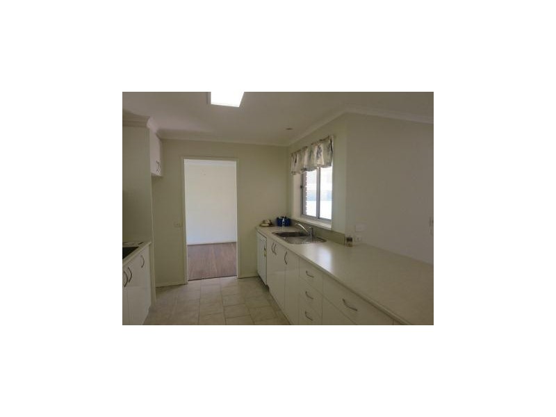 108 Pell Street, Howlong NSW 2643