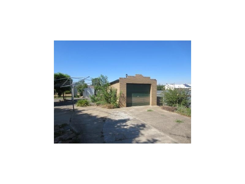 108 Pell Street, Howlong NSW 2643