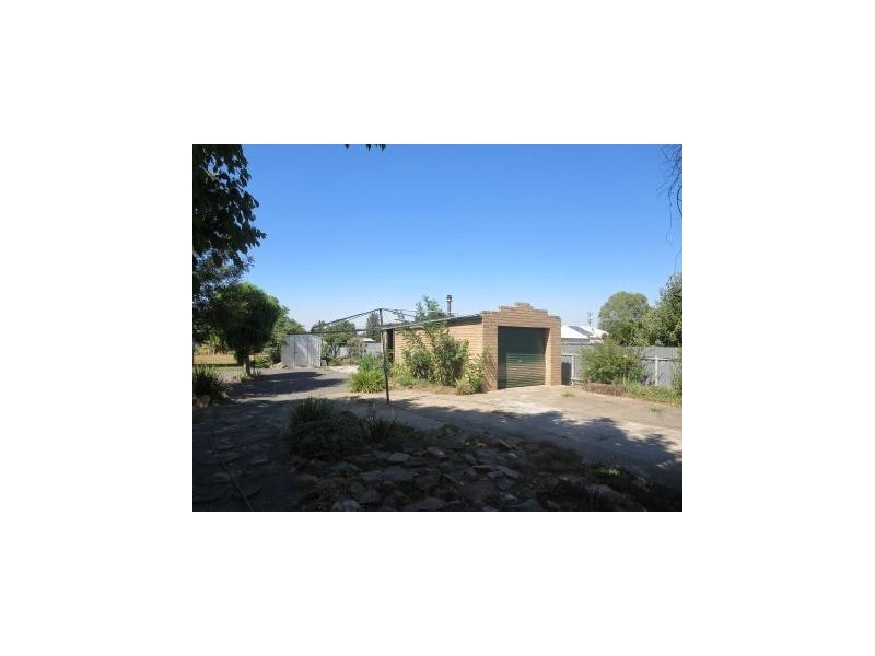 108 Pell Street, Howlong NSW 2643