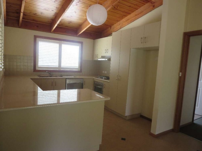 4 Mahon Place, Khancoban NSW 2642