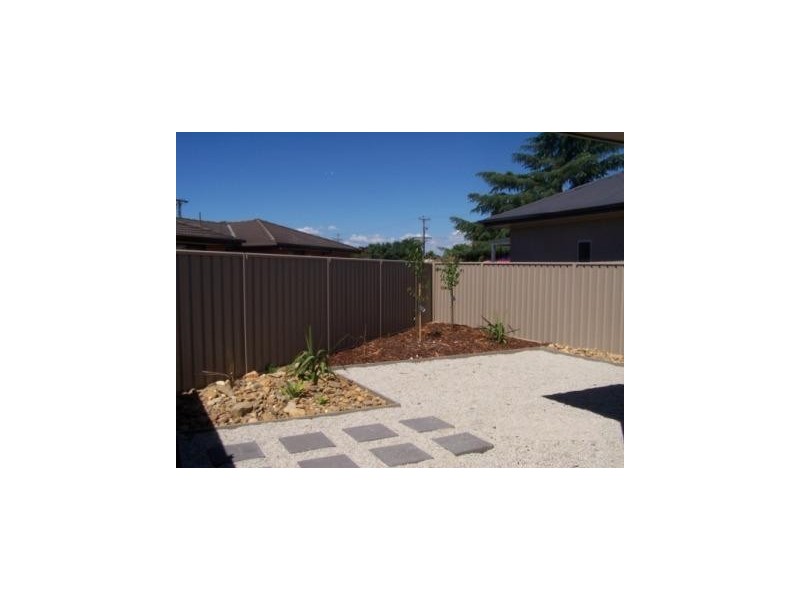 3/393 Griffith Road, Lavington NSW 2641