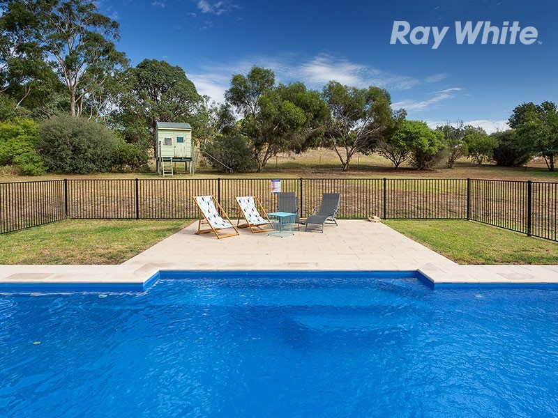 334 Burma Road, Table Top NSW 2640