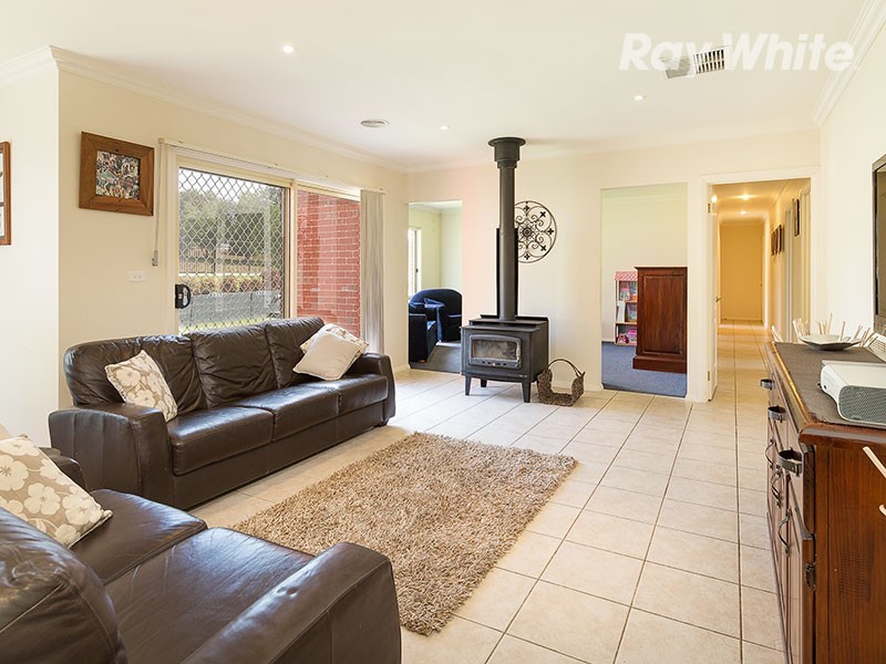 334 Burma Road, Table Top NSW 2640