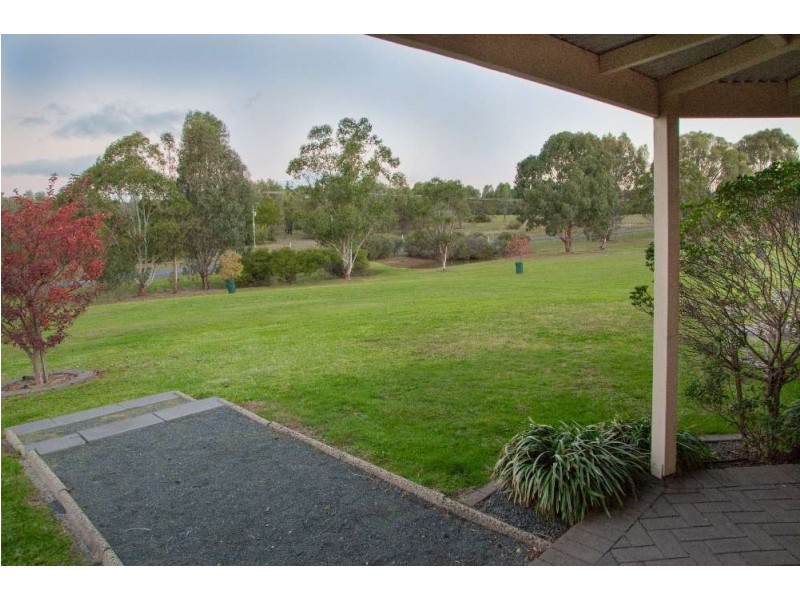 334 Burma Road, Table Top NSW 2640