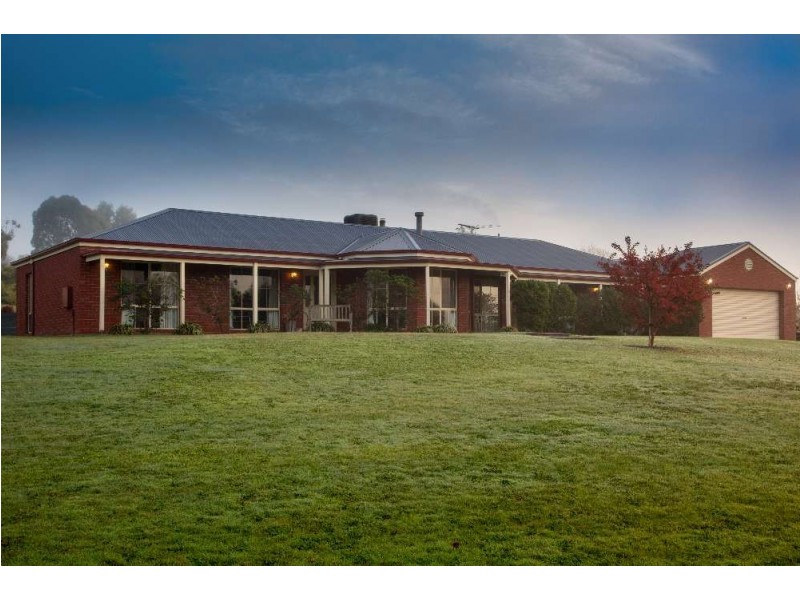 334 Burma Road, Table Top NSW 2640