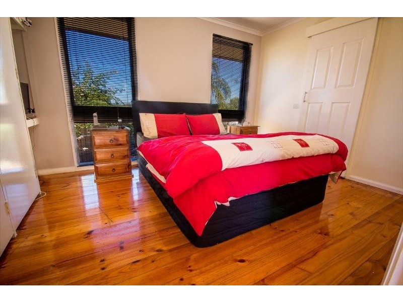 13 Baranbale Way, Lavington NSW 2641