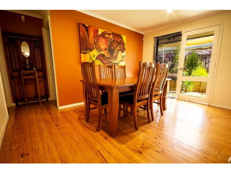 13 Baranbale Way, Lavington NSW 2641