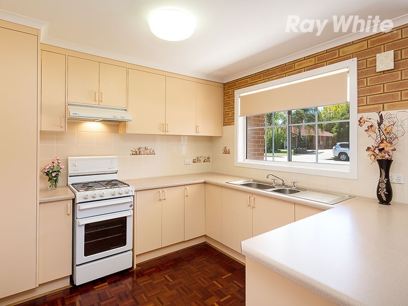 1/4 Amalfi Drive, Lavington NSW 2641