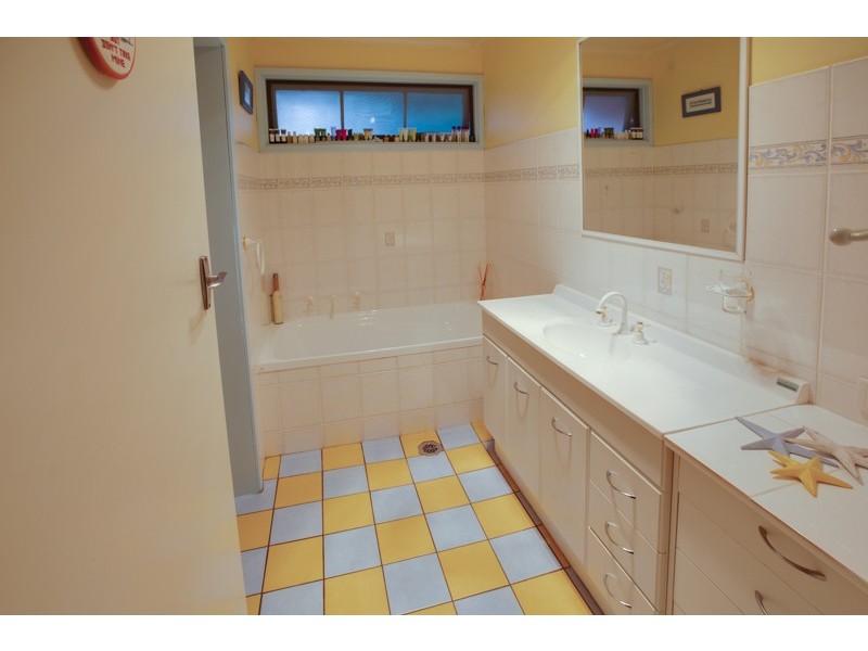 346 Cheyenne Drive, Lavington NSW 2641