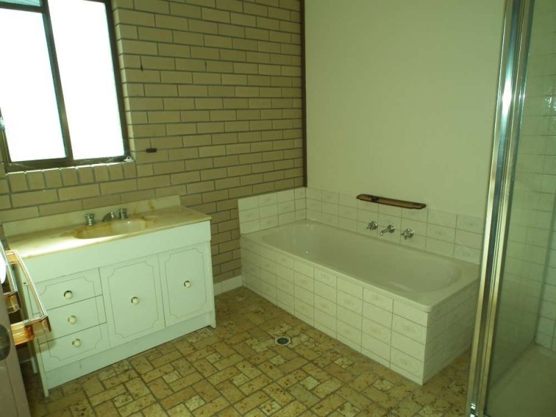 1/34 Gayview Drive, Wodonga VIC 3690