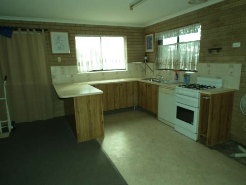 1/34 Gayview Drive, Wodonga VIC 3690