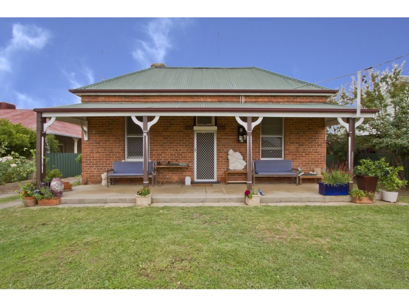 3 Fraser Street, Culcairn NSW 2660