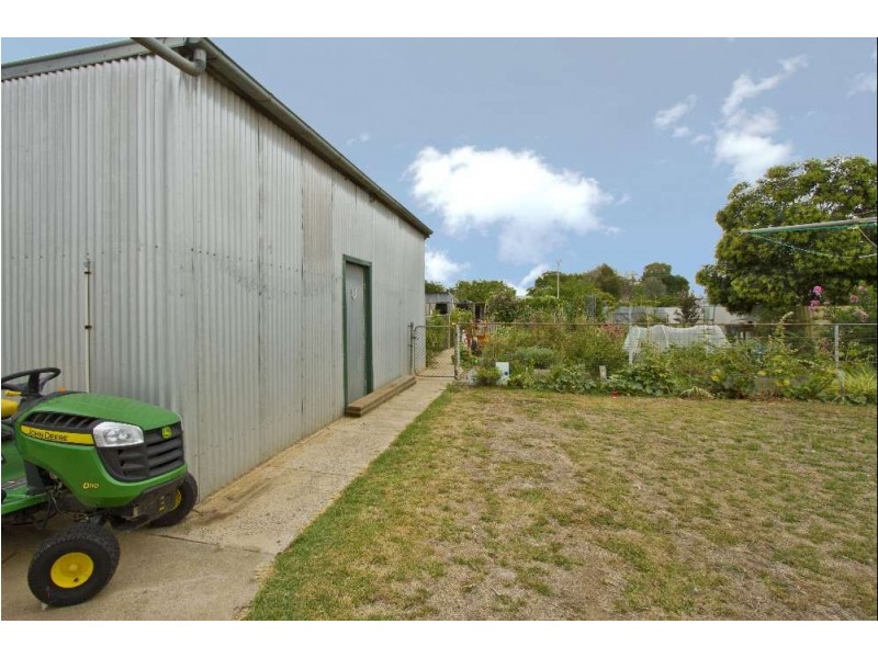 3 Fraser Street, Culcairn NSW 2660