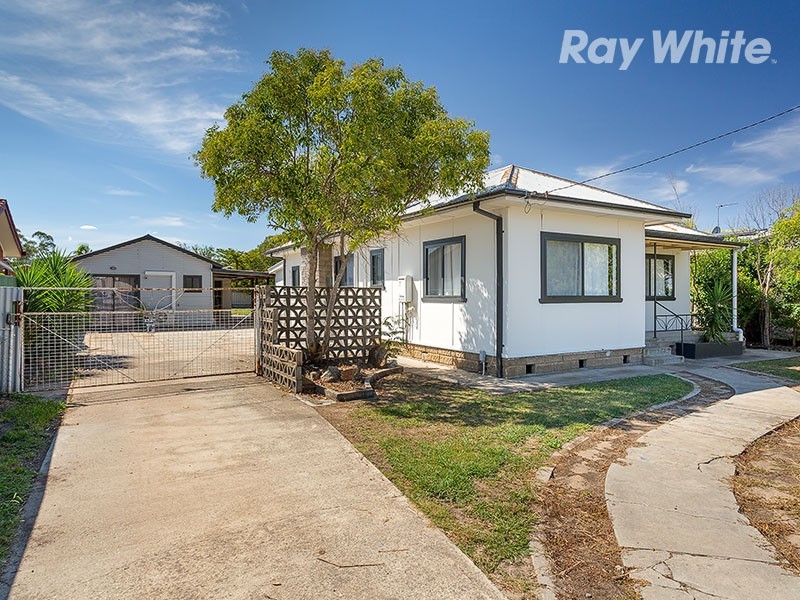 290 Union Road, Lavington NSW 2641