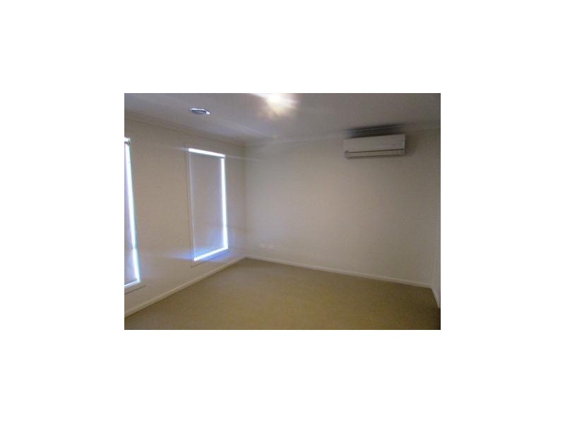 27 Brookfield Mews, Lavington NSW 2641