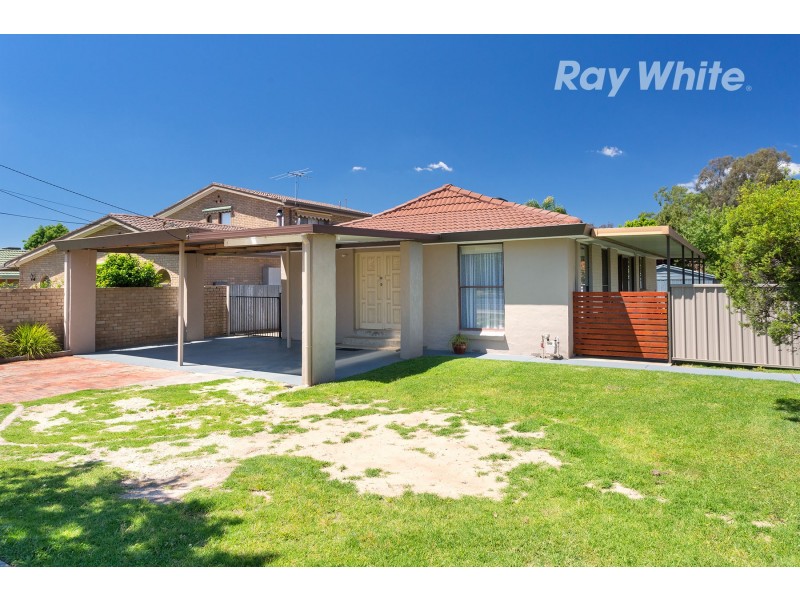 443 Kaitlers Road, Lavington NSW 2641