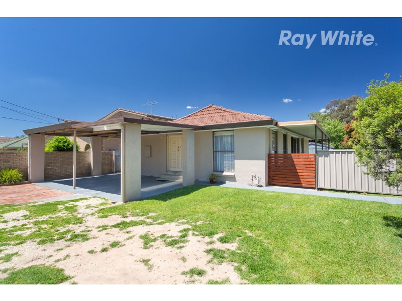 443 Kaitlers Road, Lavington NSW 2641