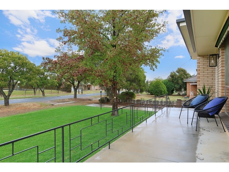 6 Scholz Street, Walla Walla NSW 2659