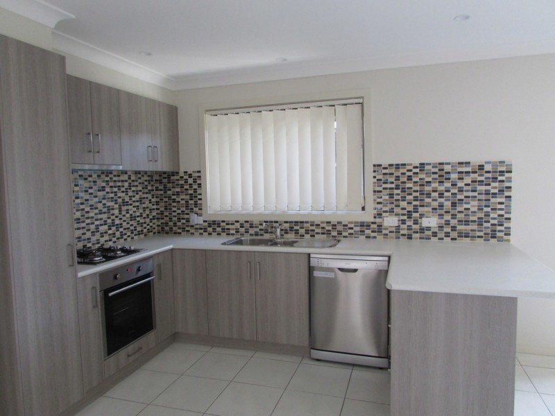 387 Colley Street, Lavington NSW 2641