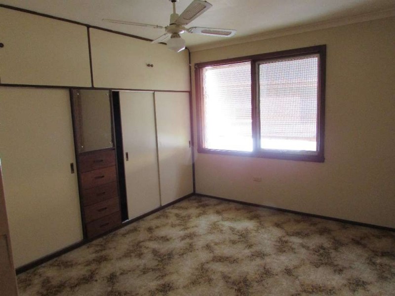 472 McKenzie Street, Lavington NSW 2641