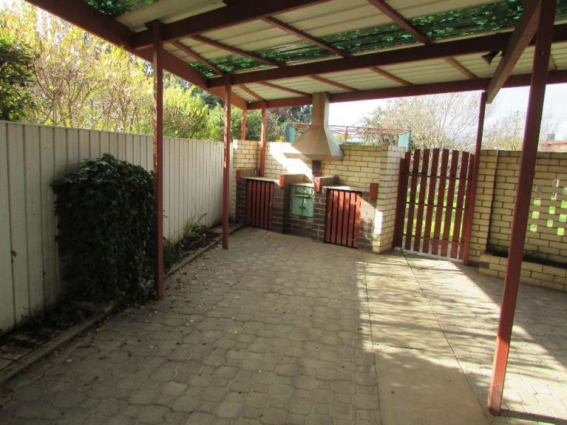 472 McKenzie Street, Lavington NSW 2641