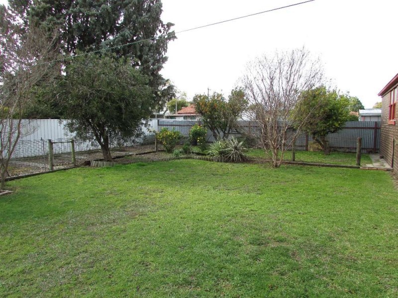 472 McKenzie Street, Lavington NSW 2641