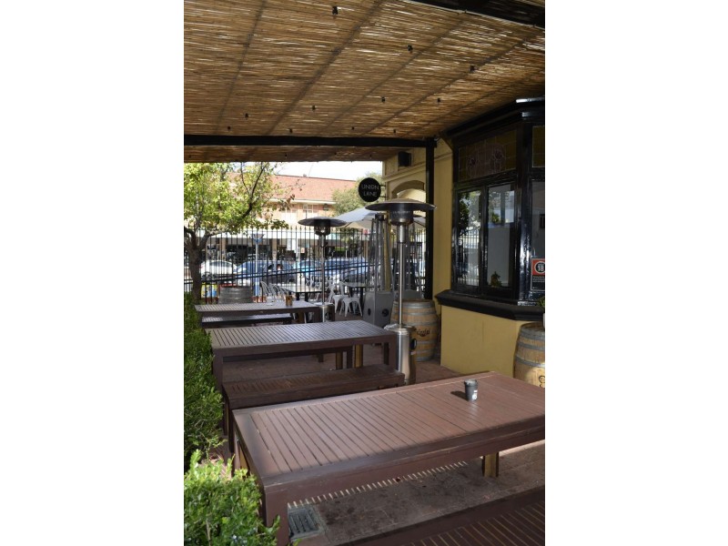 500 Dean Street, Albury NSW 2640