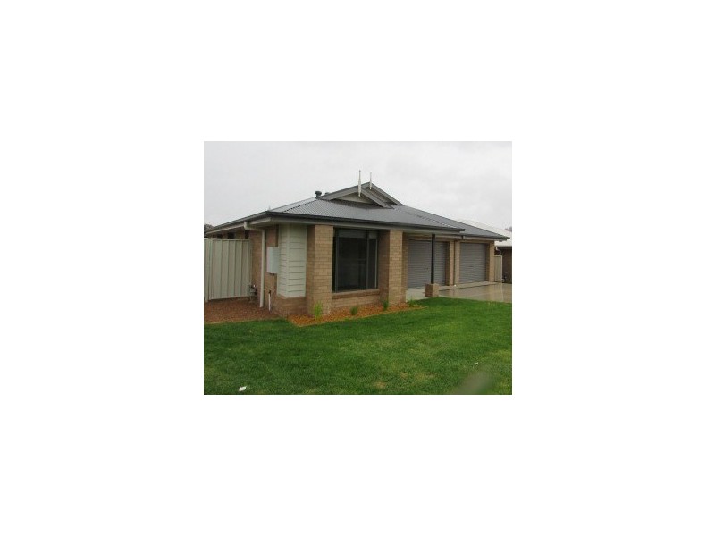34A Hanrahan Street, Hamilton Valley NSW 2641