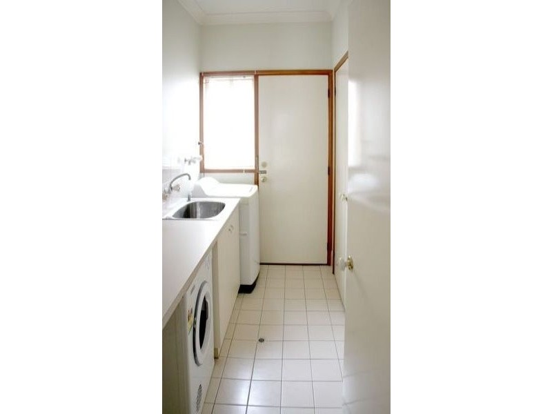 15 Orchard Way, Lavington NSW 2641