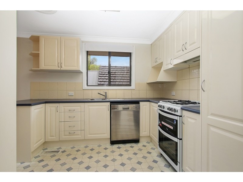 389 Woodstock Court, East Albury NSW 2640