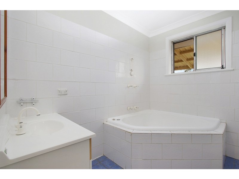 389 Woodstock Court, East Albury NSW 2640