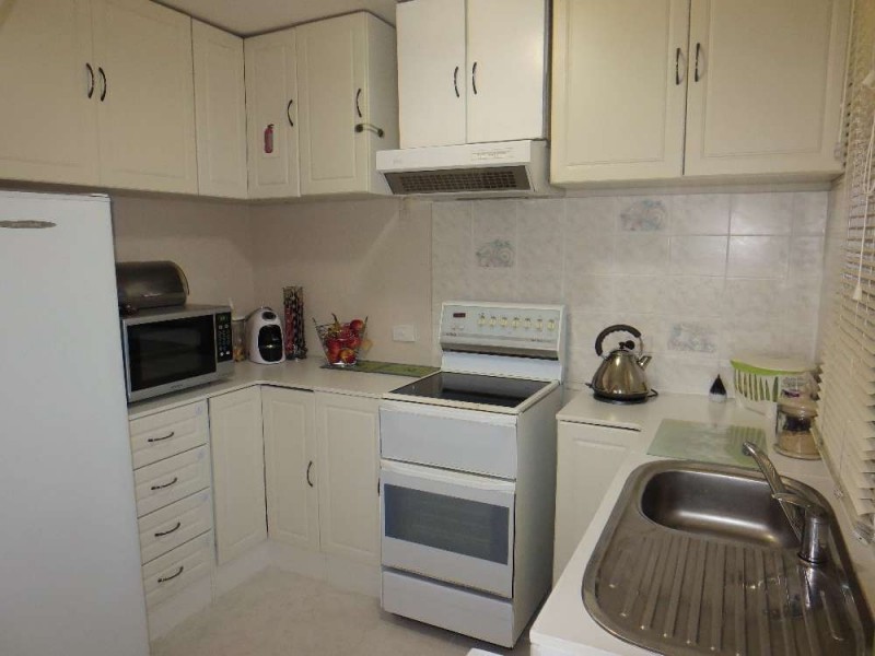 303 Sunshine Court, Lavington NSW 2641