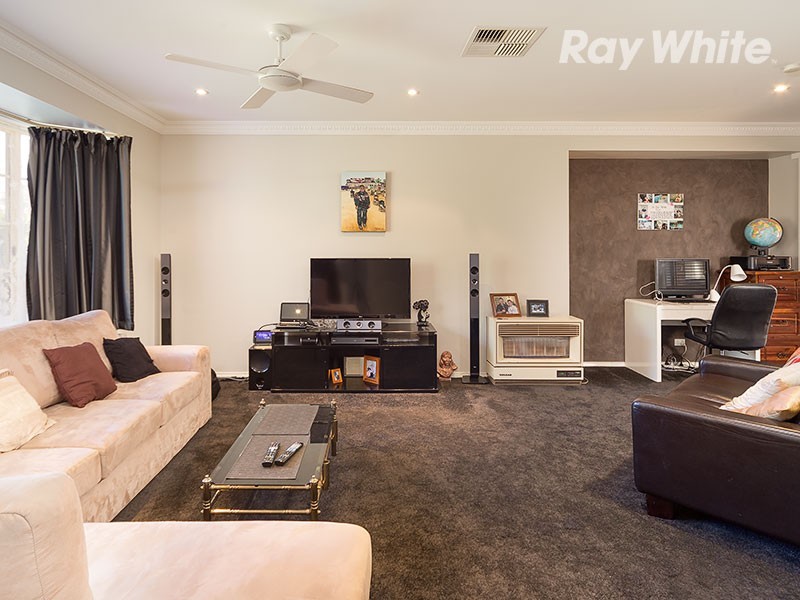 8 Creighton Court, Lavington NSW 2641