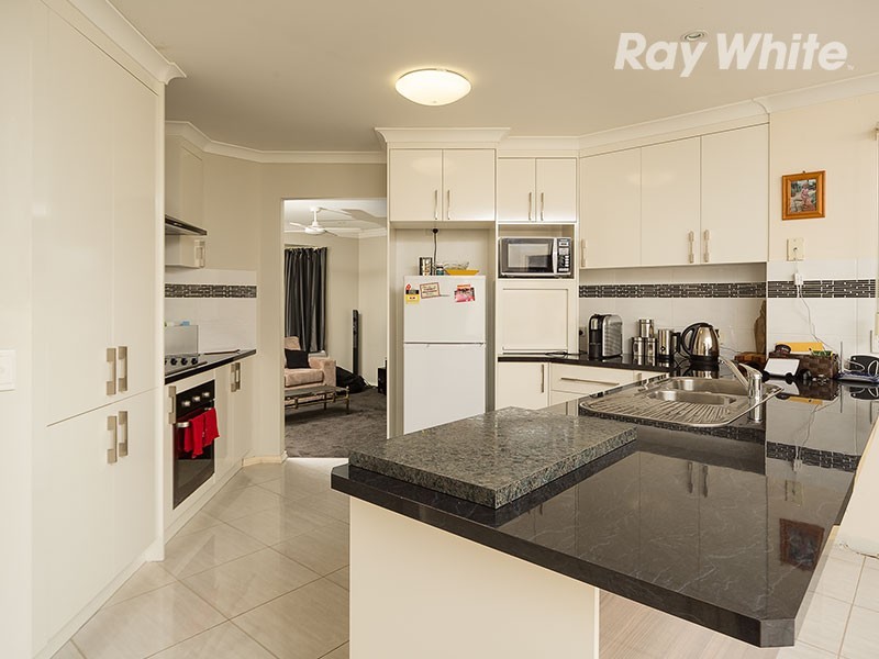 8 Creighton Court, Lavington NSW 2641
