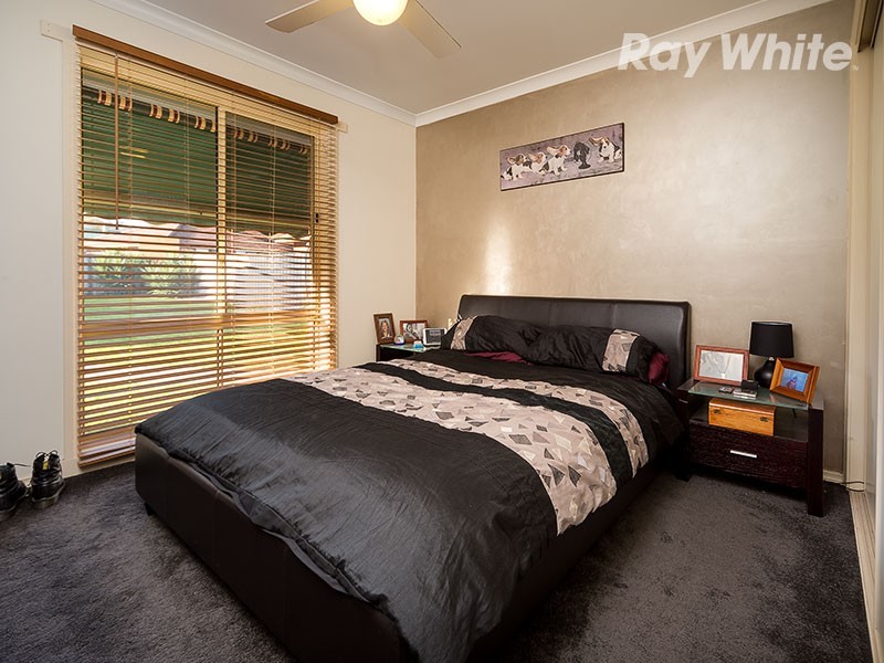 8 Creighton Court, Lavington NSW 2641