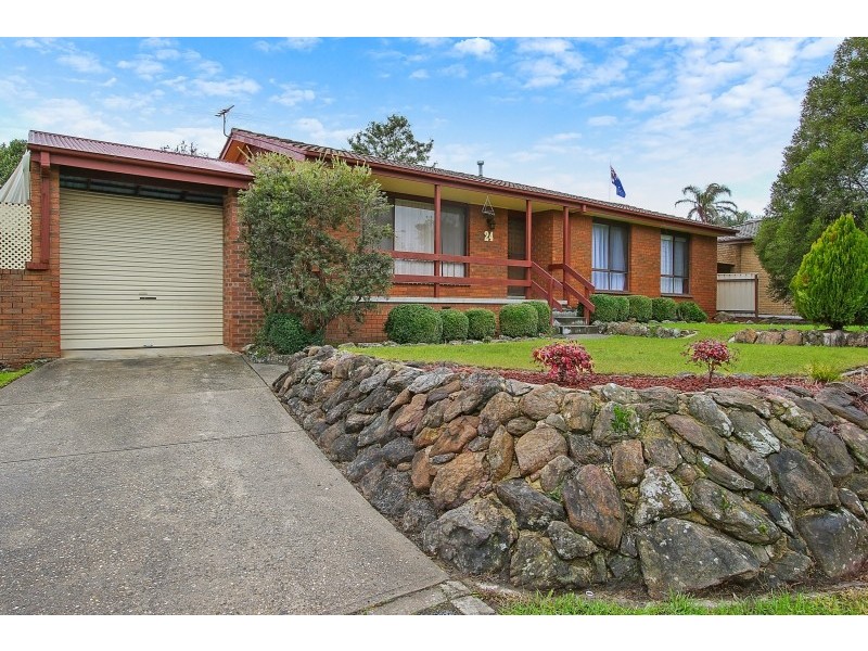 24 Yellow Gum Way, Thurgoona NSW 2640