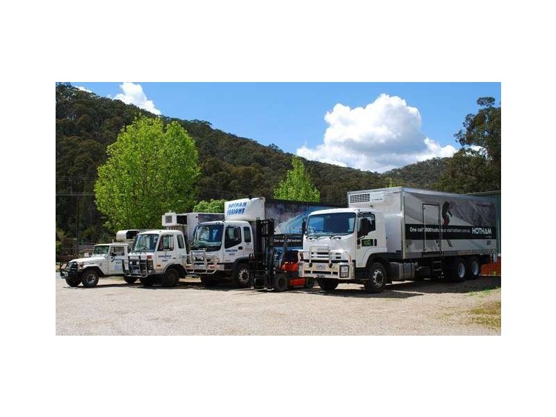 32 Churchill Place, Bright VIC 3741