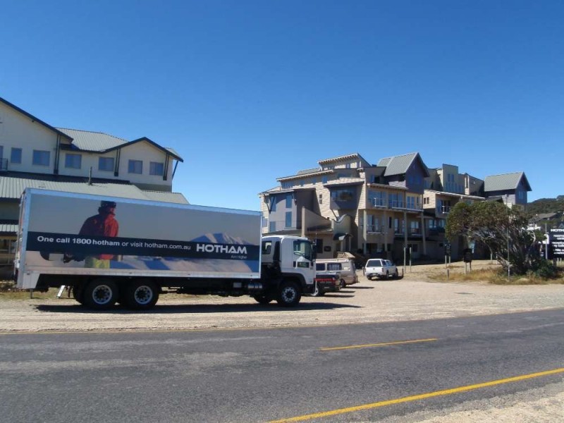 32 Churchill Place, Bright VIC 3741