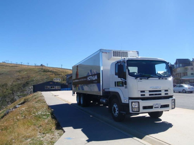 32 Churchill Place, Bright VIC 3741