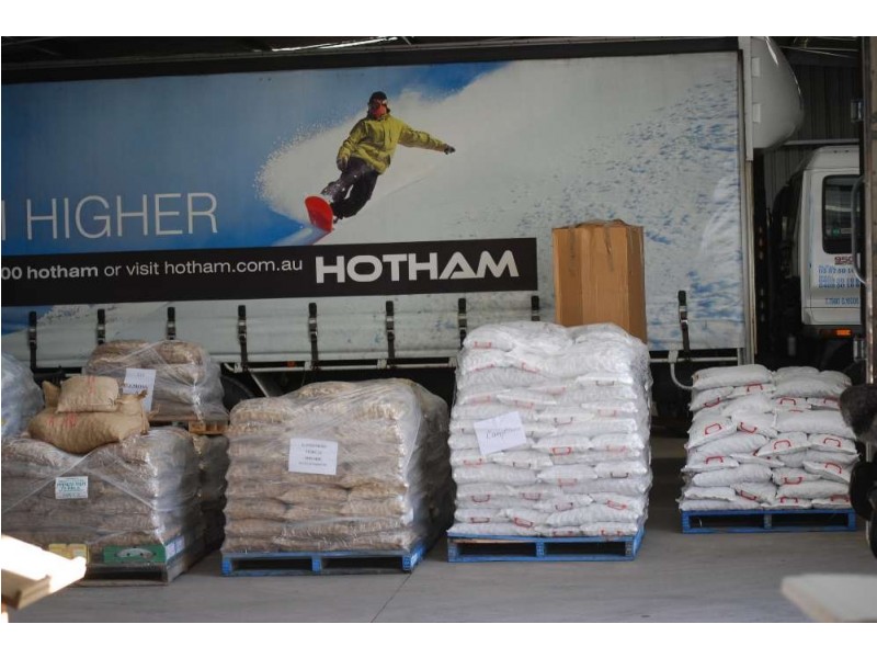 32 Churchill Place, Bright VIC 3741