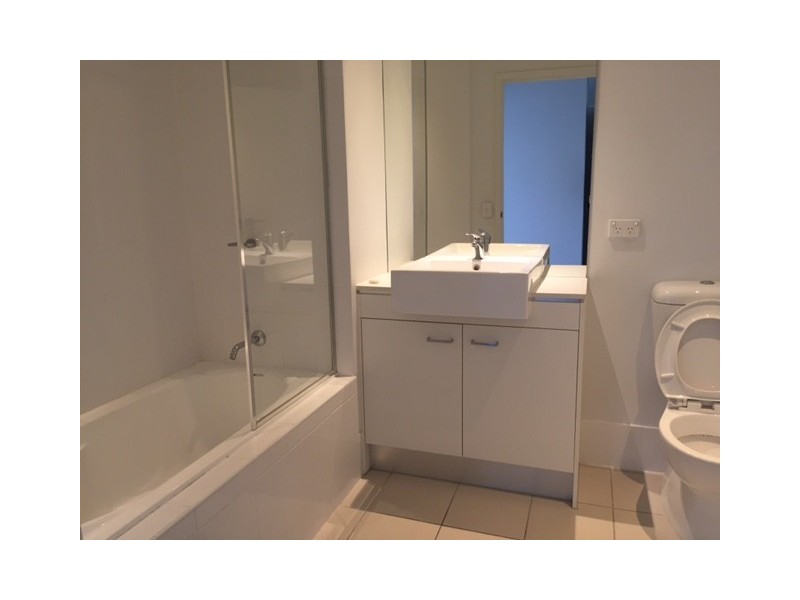 4 /60 Cowie Rd, Carseldine QLD 4034