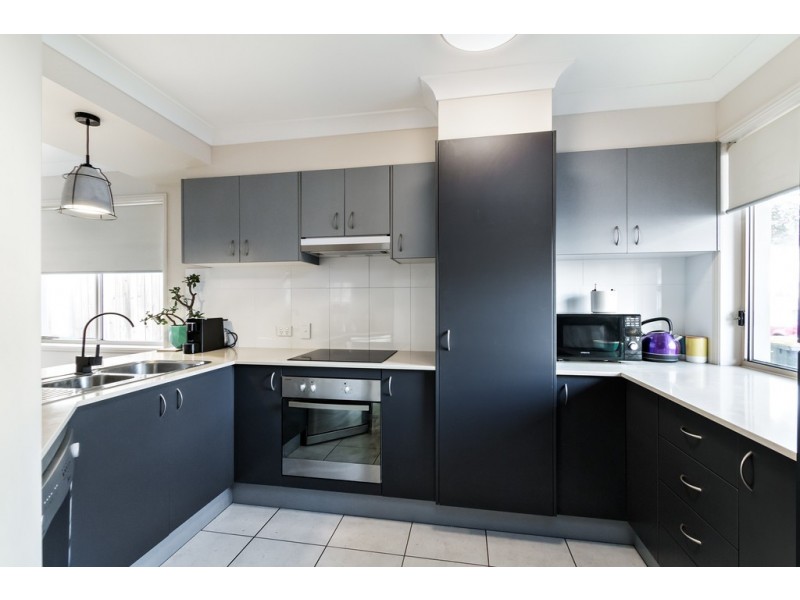 27/24 Tallis Street, Wakerley QLD 4154