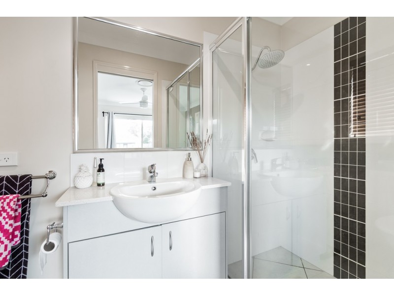 27/24 Tallis Street, Wakerley QLD 4154