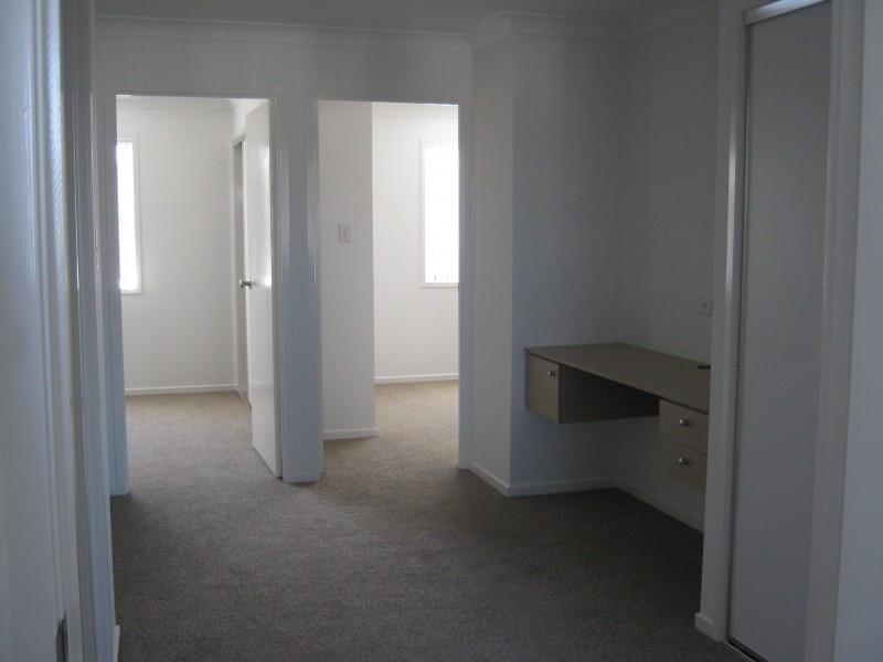 18/1 Santa Ana Lane, Griffin QLD 4503