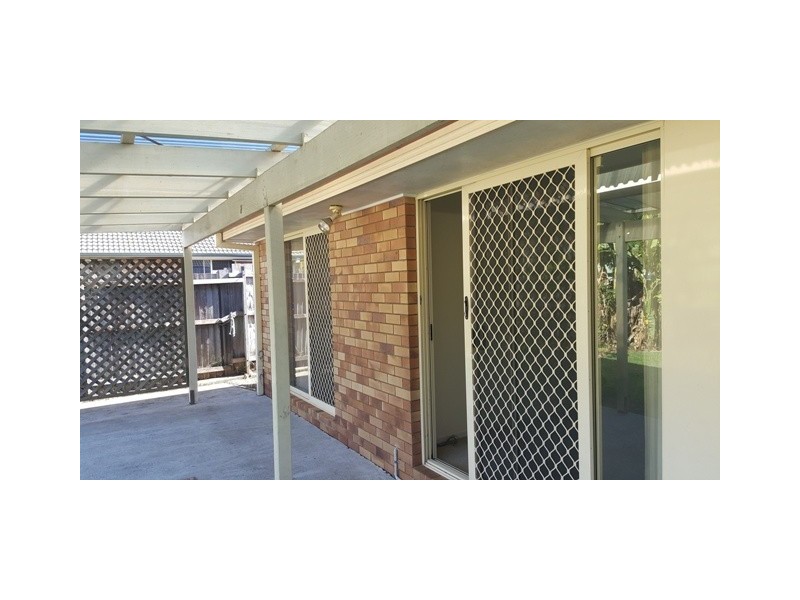 11 greenlaw Pl, Eight Mile Plains QLD 4113