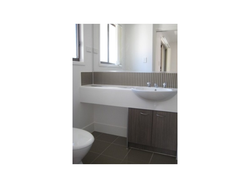 1/5 Cotterell, Kallangur QLD 4503
